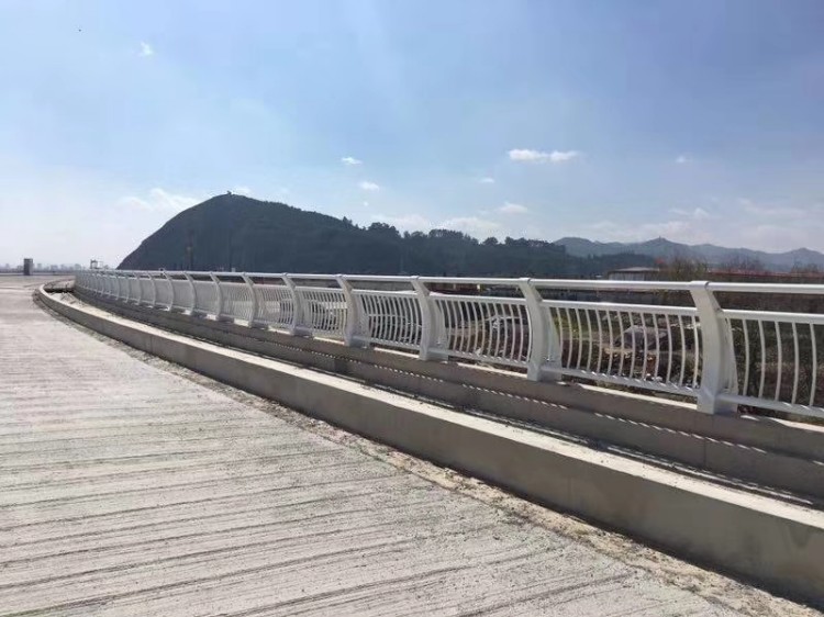 鋁合金護欄